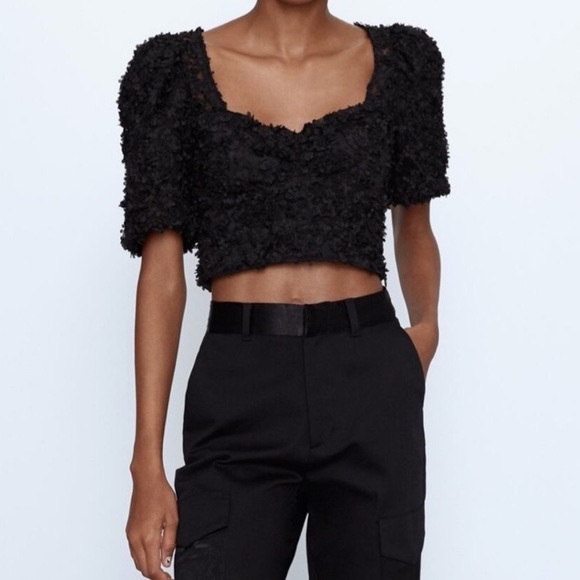 Zara | Tops | Zara Black Puff Sleeve Crop Top | Poshmark